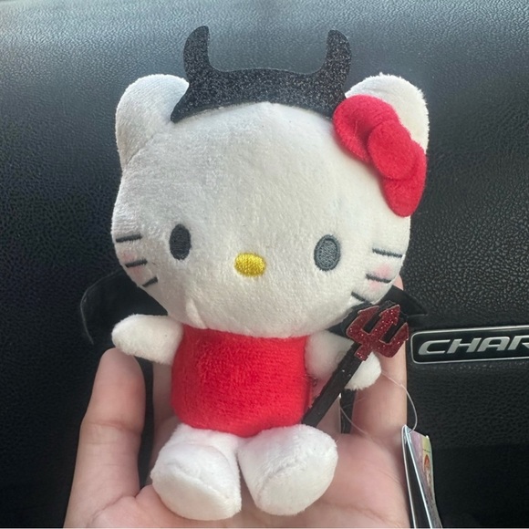 Hello Kitty Accessories - Devil hello kitty keychain